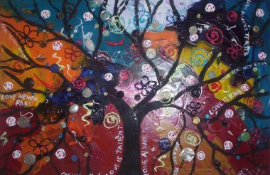 The Magnificent, glitzy Tree full of Buttons