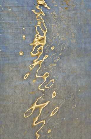 golden water ripples, photo