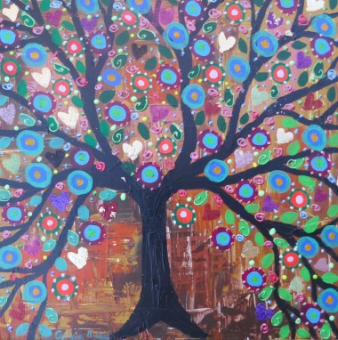 The sparkly Tree with Hearts and Flowers